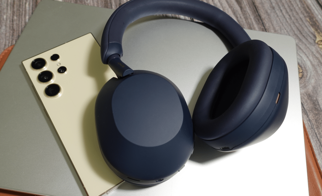 Sony WH-1000XM5